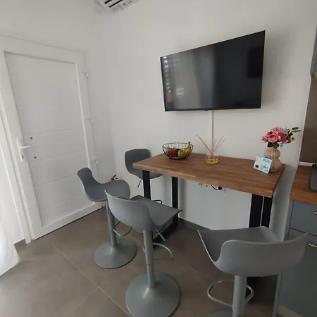 Jason Holidays Апартаменты